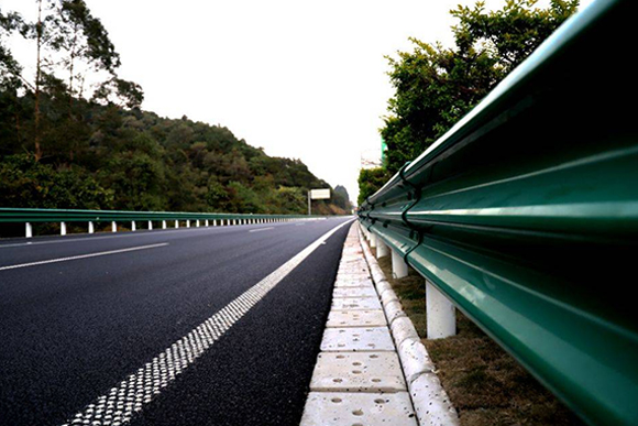 忻州高速公路护栏的常用类型